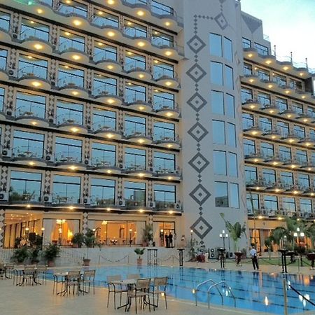 Atlantic Palace Hotel Пуент-Нуар Екстер'єр фото