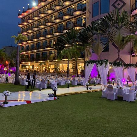 Atlantic Palace Hotel Пуент-Нуар Екстер'єр фото