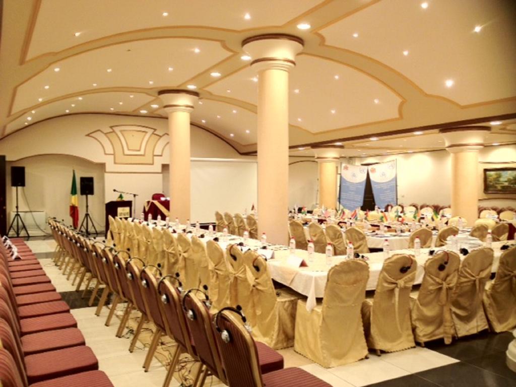 Atlantic Palace Hotel Пуент-Нуар Екстер'єр фото